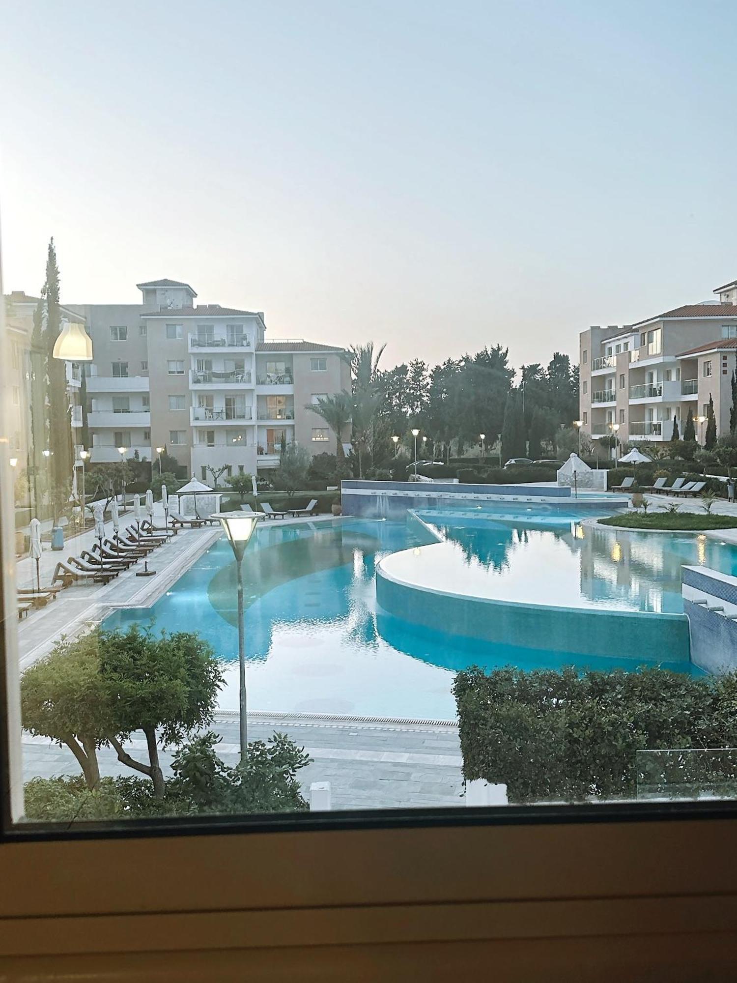 Apartamento Elysia Park Ameliya 202 Paphos Exterior foto